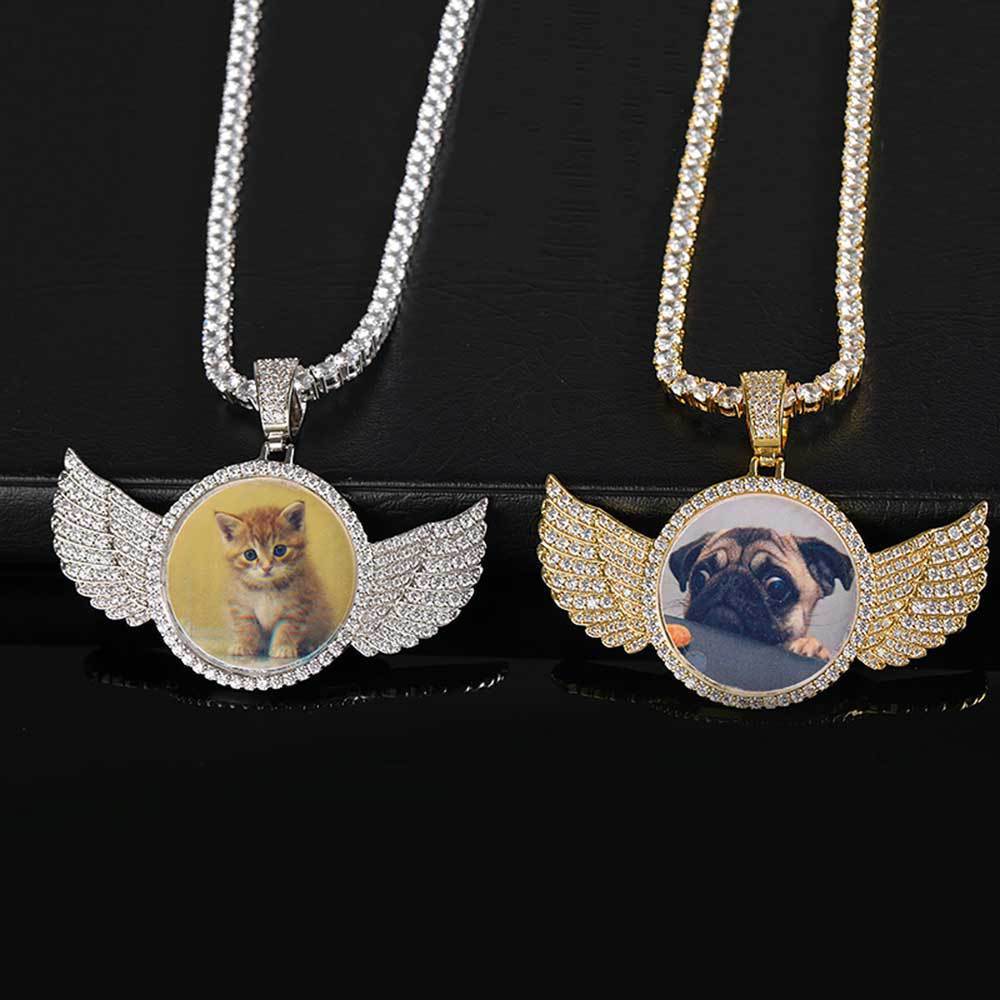 Customized Angel Wings Medallions Photo Locket